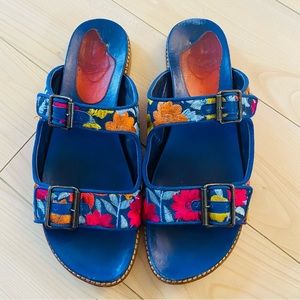 Manolo Blahnik Embroidered Multicolor Floral Buckle Slide Flat Sandals, 39